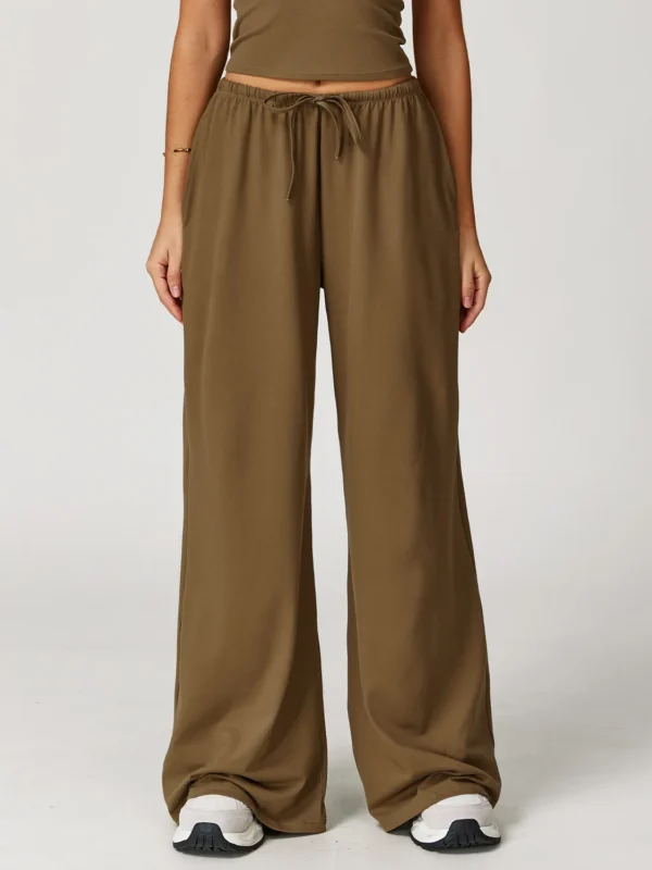 Chic Women's High Waist Yoga Pants for Stylish Fitness Wear