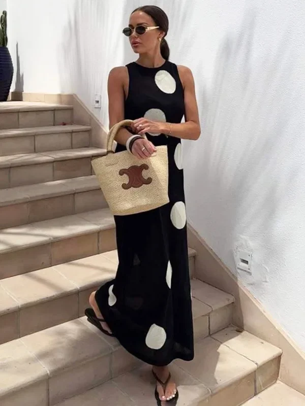 Chic Polka Dot Maxi Dress for Effortless Summer Elegance