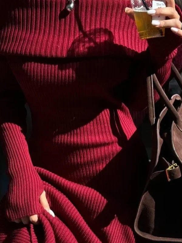 Chic Off-Shoulder Knitted Dress for Effortless Elegance