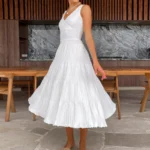 Elegant A-Line Pleated Long Dress for Modern Women - Image 3