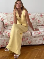 Chic Knitted V-Neck 2 Piece Set for Effortless Summer Style - Image 2