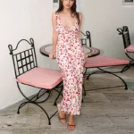 Chic Pink V-Neck Lace-Up Dress for Elegant Summer Events