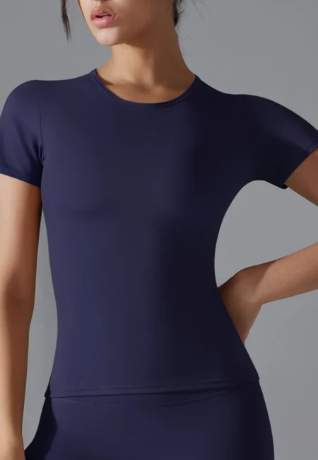 Elegant Short Sleeve Yoga Shirt for Active Women - Quick Dry