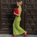 Sophisticated Two-Piece Knitted Dress Set for Modern Women - Image 3