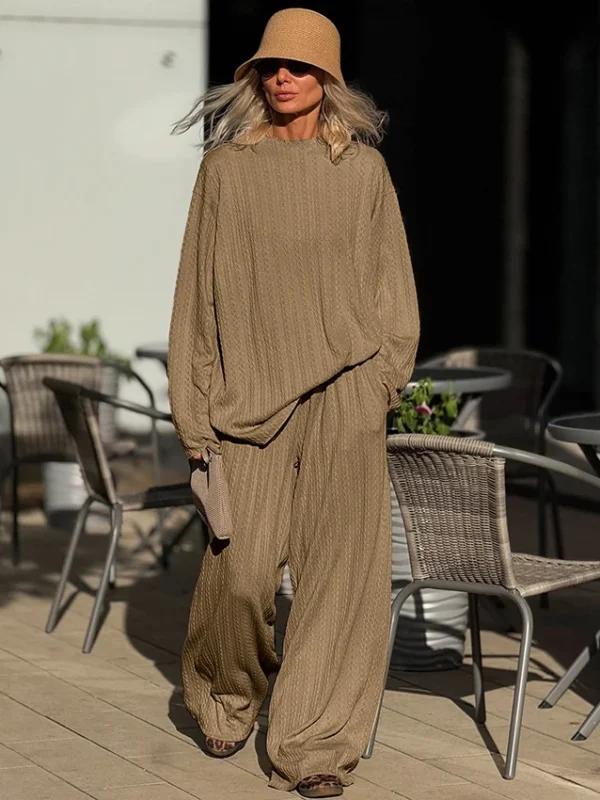 Elegant Brown Two-Piece Set: High-Waist Chic Comfort