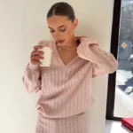 Chic Women's Knitted Sweater Pant Set - V-Neck & Pockets - Image 6