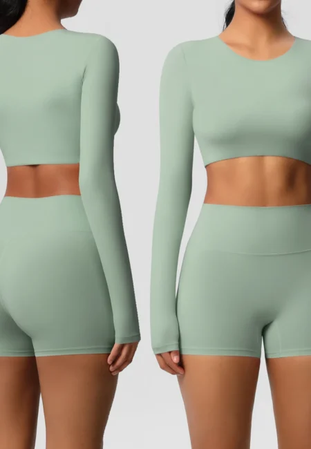 Elegant Women's Yoga Set: Stylish Comfort for Every Workout