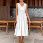 Elegant A-Line Pleated Long Dress for Modern Women - Image 2