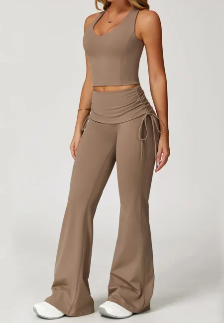 Elevate Your Workout with Stylish 2-Piece Yoga Set for Women