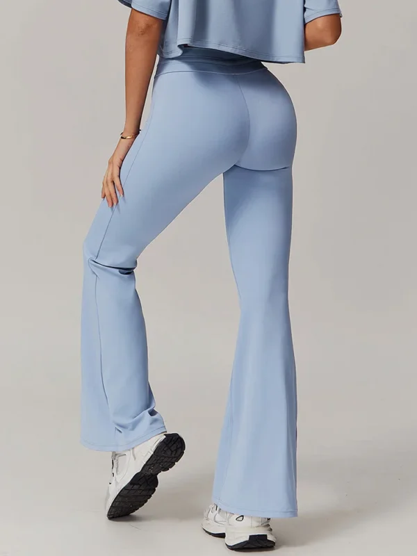 High-Waisted Flared Leggings for Stylish Workout Comfort
