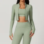 Chic Quick-Dry Women's Yoga Jacket for Active Lifestyle - Image 5