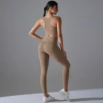 Empower Your Workout: Luxurious Women's Yoga Set with Leggings - Image 4