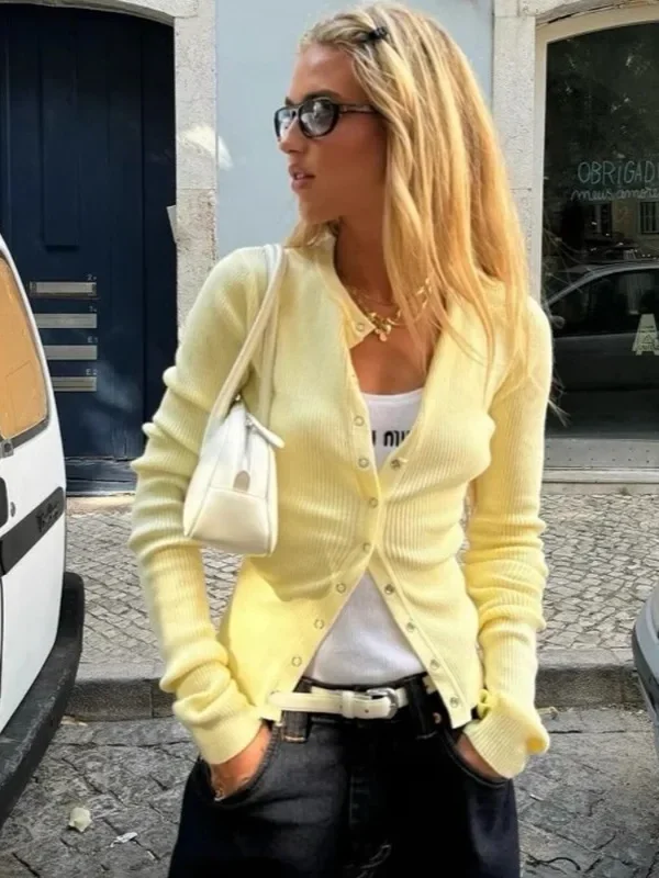 Chic Women's Knit Shorts Set with Cardigan & Lace Detail