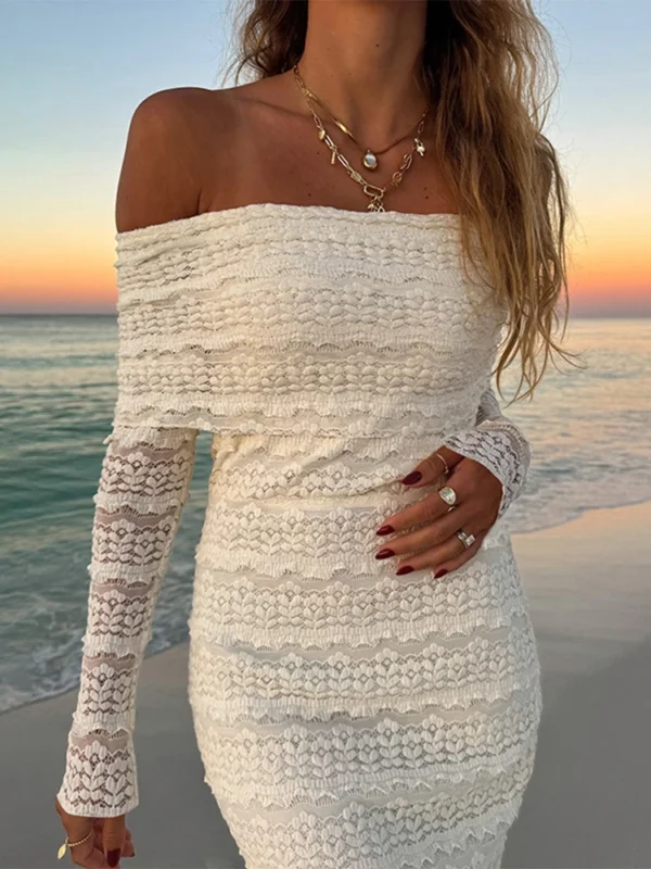 Chic Off-Shoulder Maxi Dress with Lace for Beach Elegance