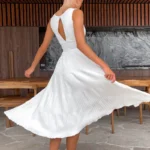 Elegant A-Line Pleated Long Dress for Modern Women - Image 4