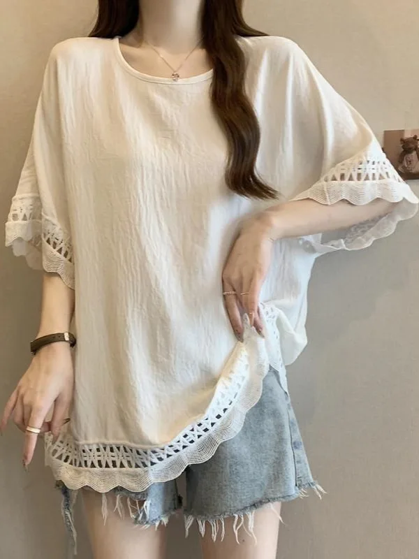 Elegant Plus Size Lace Splice Top for Effortless Summer Chic