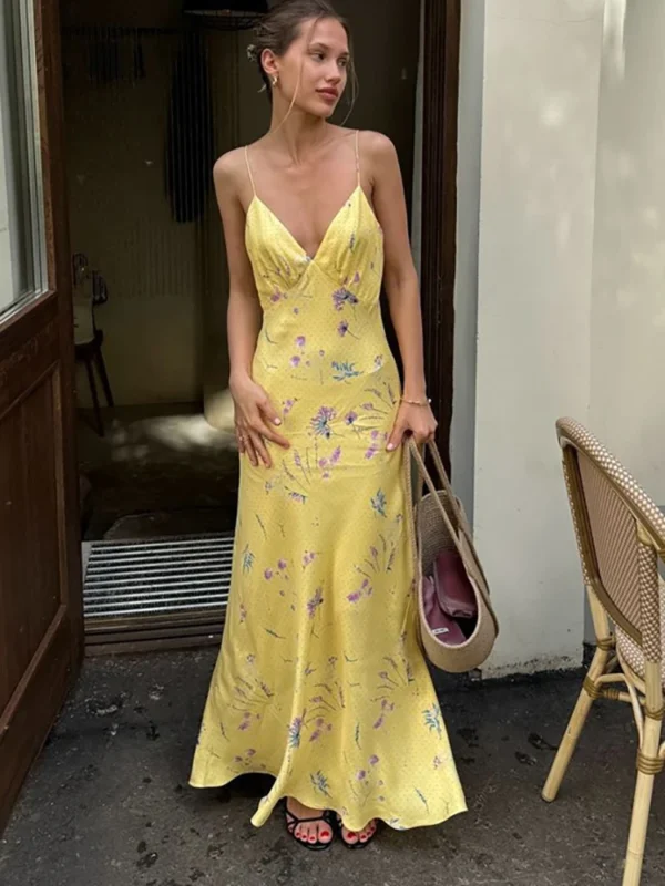 Elegant Yellow Floral Maxi Dress With V-Neck &Amp; Spaghetti Straps