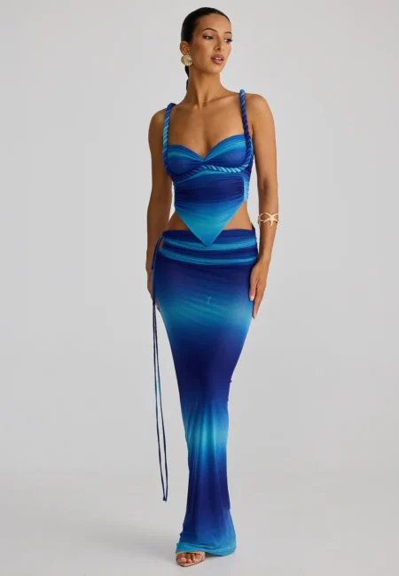 Glamorous Gradient 3-Piece Bikini Set for Beach Elegance