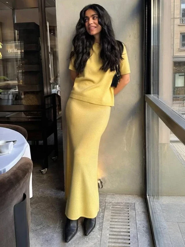 Chic Two-Piece Knitted Dress Set for Effortless Summer Style