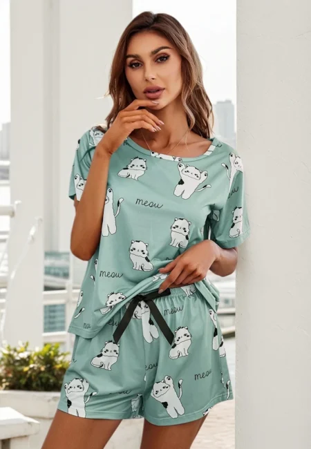 Playful Cat Print Women's Pajama Set for Cozy Summer Nights