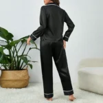 Plus Size Luxurious Silk Pajamas for All Seasons Comfort - Image 4