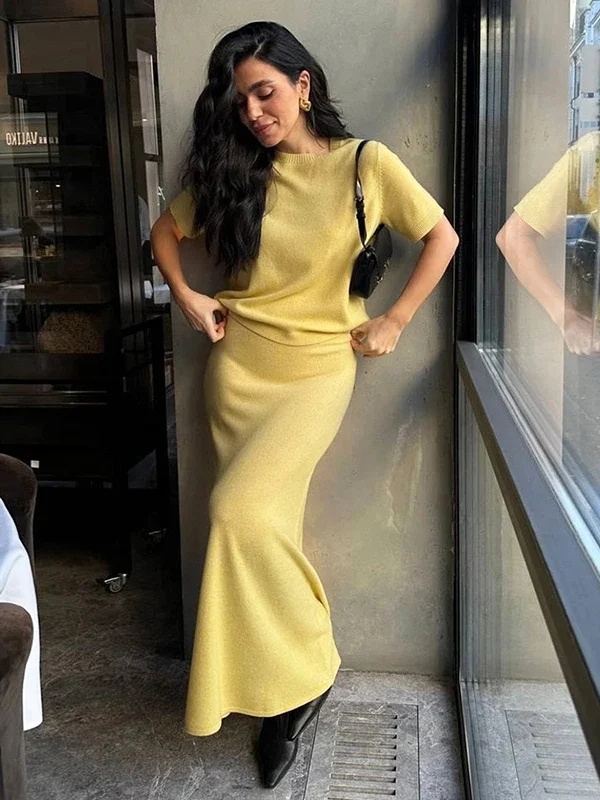 Chic Two-Piece Knitted Dress Set for Effortless Summer Style