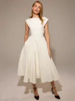 Elegant White Backless A-line Maxi Dress for Chic Occasions - Image 2