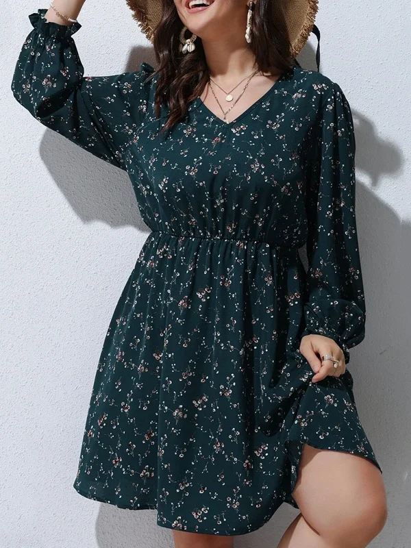 Plus Size Boho Floral Midi Dress with Puff Sleeves