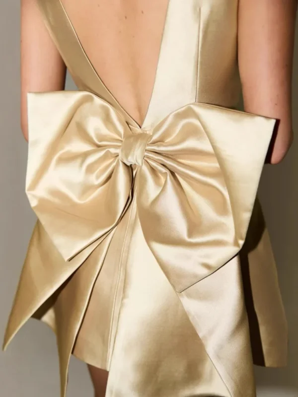 Chic Backless Bow Mini Dress for Effortless Glamour