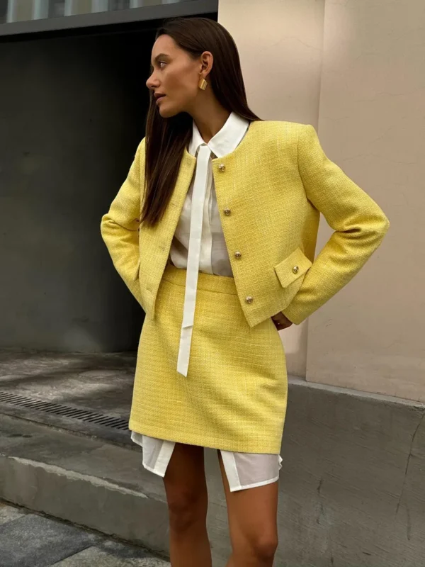 Chic 2-Piece Jacket & Skirt Set for Effortless Elegance