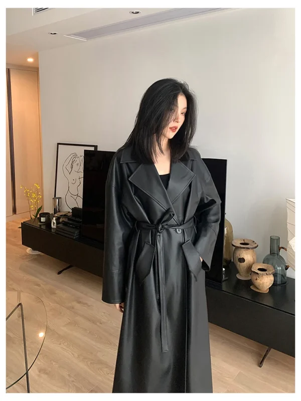 Chic Lautaro Long Black Faux Leather Trench Coat for Women
