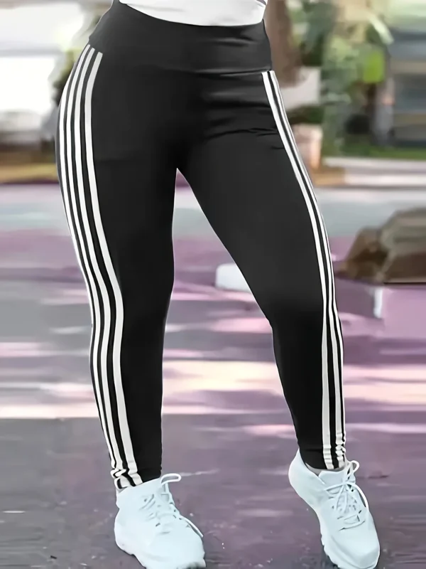 Plus Size Women's Striped Leggings for Comfort & Style