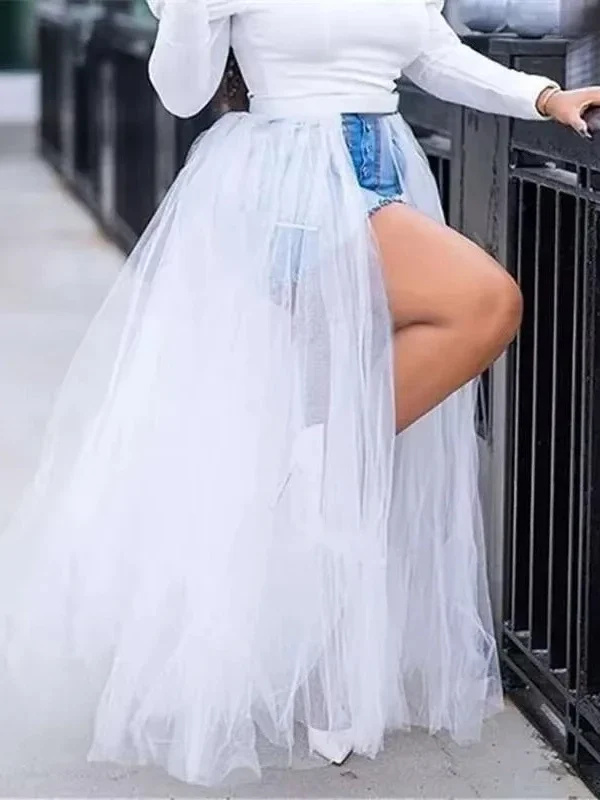 Elegant White Tulle Overskirt for Versatile Summer Style