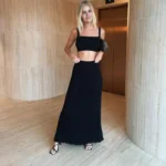 Chic Summer Knitted Skirt Set: Crop Top & Maxi Elegance - Image 4