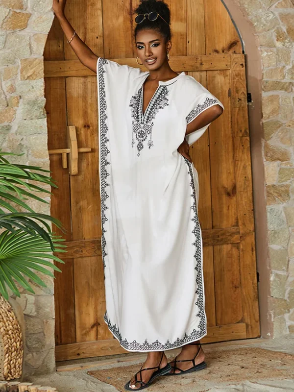 Elegant Plus Size Kaftan Coverup for Effortless Beach Style