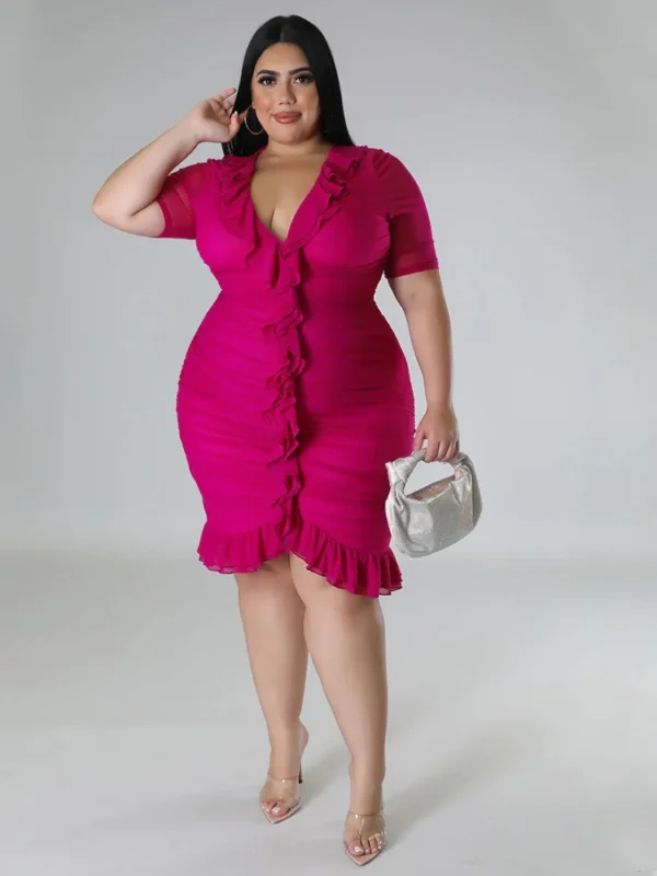 Elegant Plus Size Midi Dress with V-Neck for Summer Style