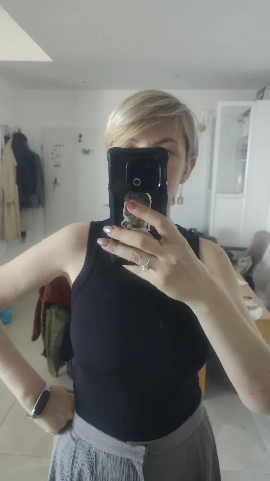 Essential Women’s Ribbed Tank Top - Summer Comfort & Style photo review