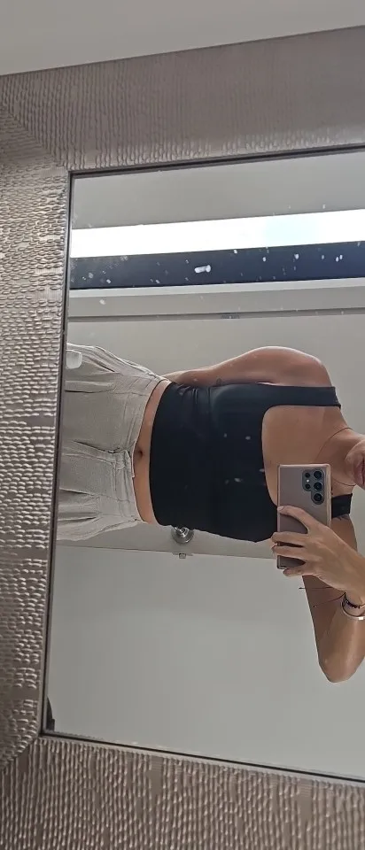 Trendy Black Y2 K Crop Tank - Stretchy Cotton Summer Essential photo review