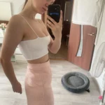 Trendy Women's Sleeveless Cotton Crop Top for Summer Vibes photo review