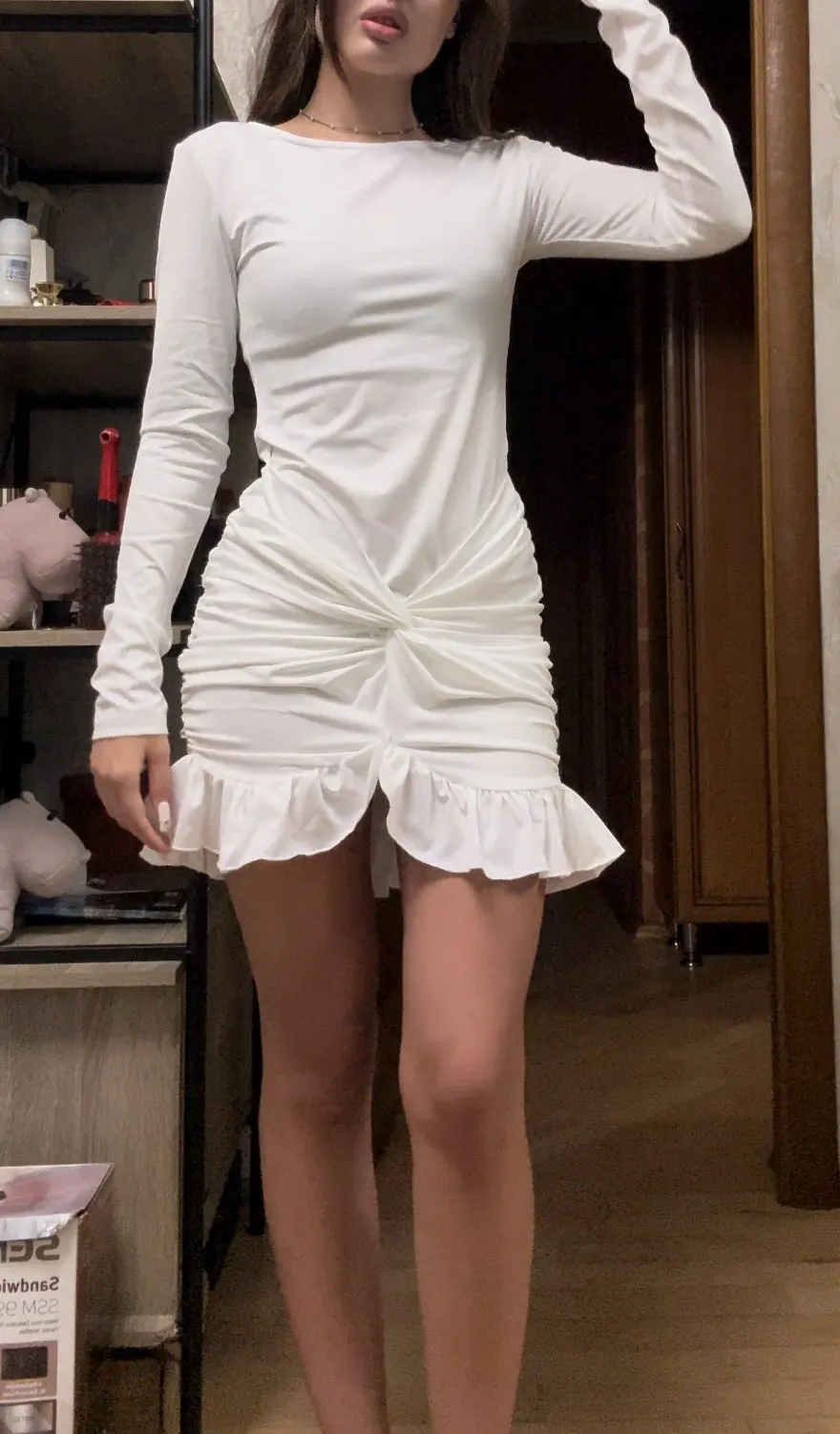 Elegant Ruched Mini Dress with Twist & Ruffle Hem for Parties photo review