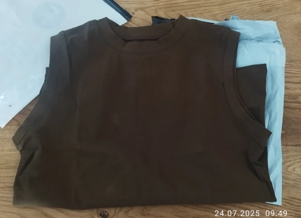 Colorful Cotton Camisole for Women - Sleeveless Side Coverage photo review