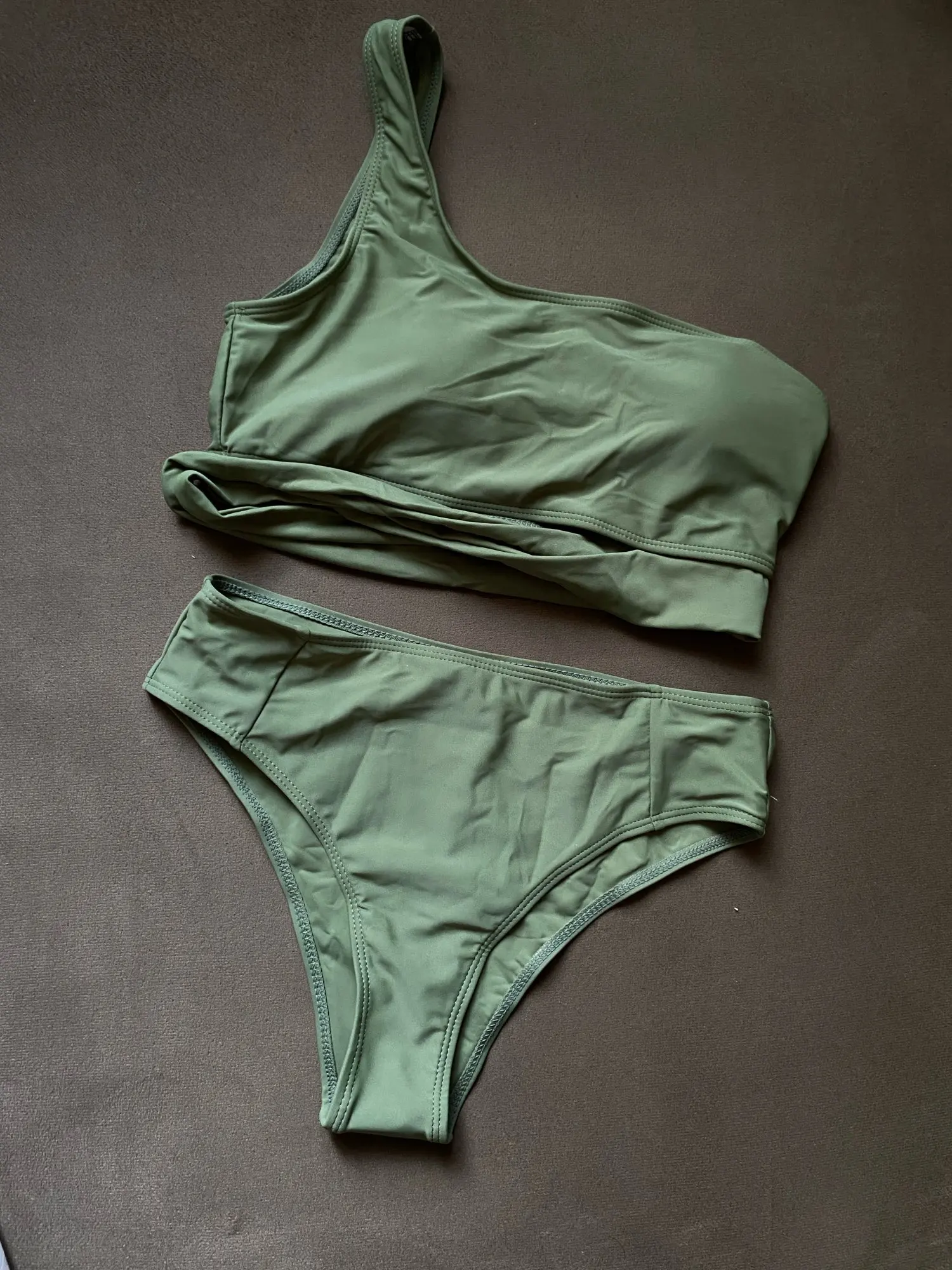 Glamorous One Shoulder Bikini Set - Wire-Free Bandage Design photo review