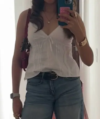 Elegant Lace V-Neck Camisole Tank Top - Breathable Summer Wear photo review