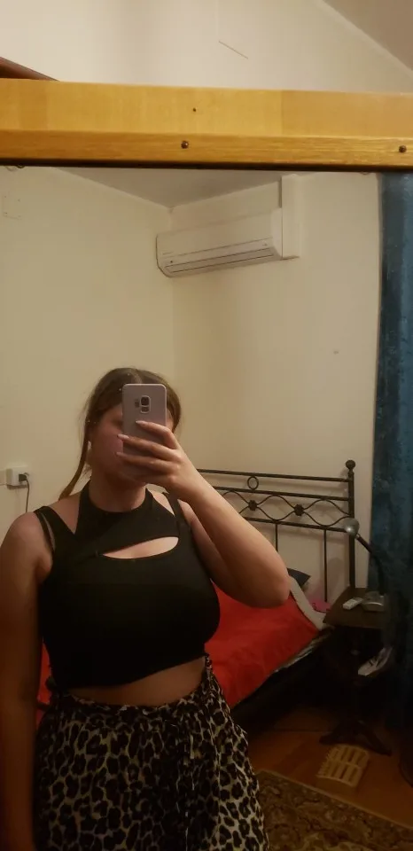 Asymmetrical Knitted Crop Top: Trendy E-Girl Style for Summer photo review