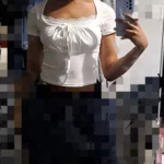 Trendy White Knitted Tee with Patch - Summer Style Essential photo review