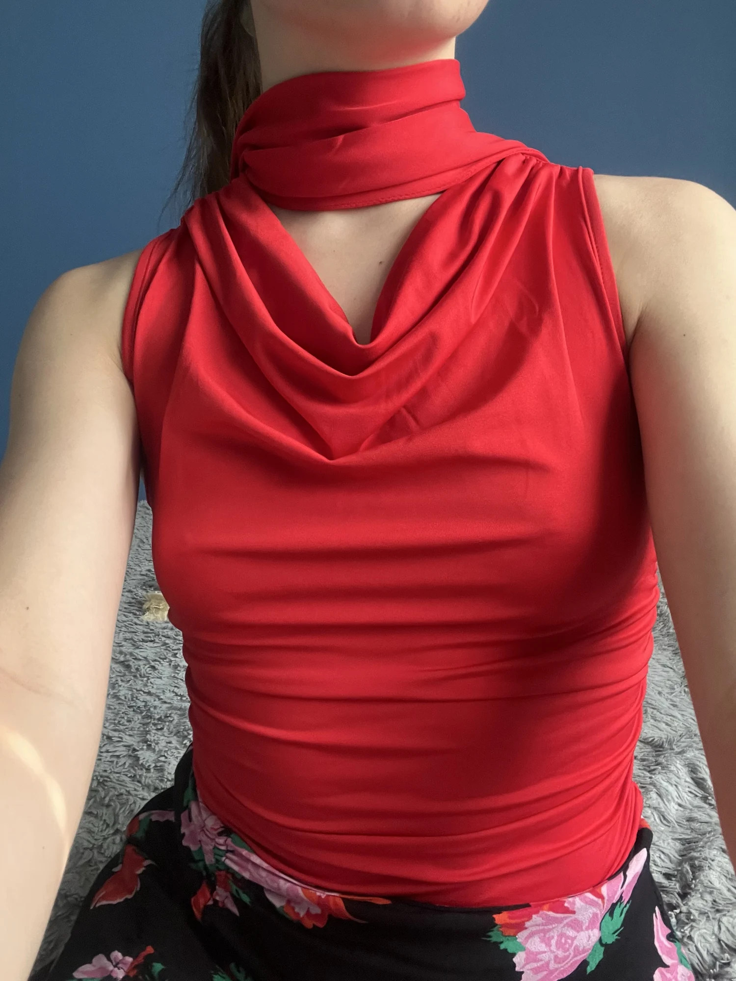 Luxe V-Neck Ribbon Tank Top - Stretch Comfort Summer Essential photo review
