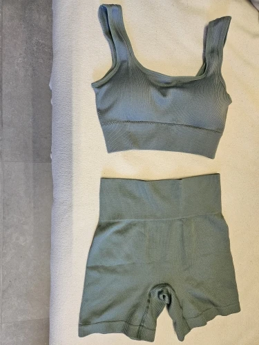 Luxurious Ribbed Yoga Set for Ultimate Comfort & Style photo review