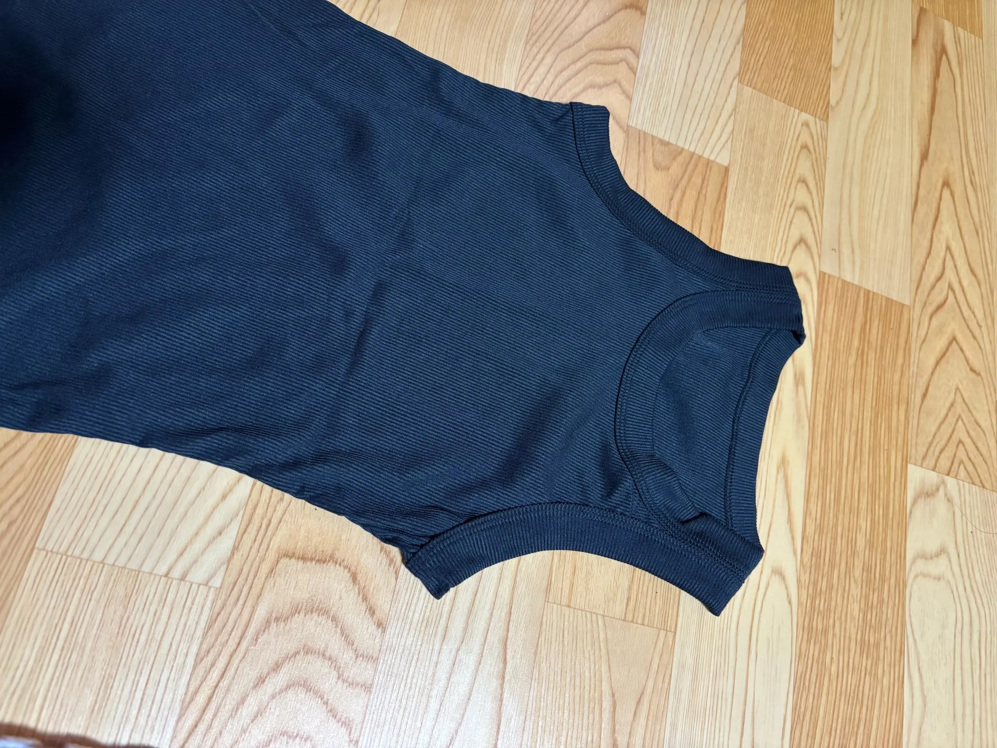 Essential Women’s Ribbed Tank Top - Summer Comfort & Style photo review