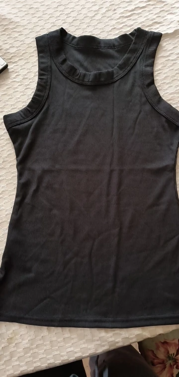 Essential Women’s Ribbed Tank Top - Summer Comfort & Style photo review
