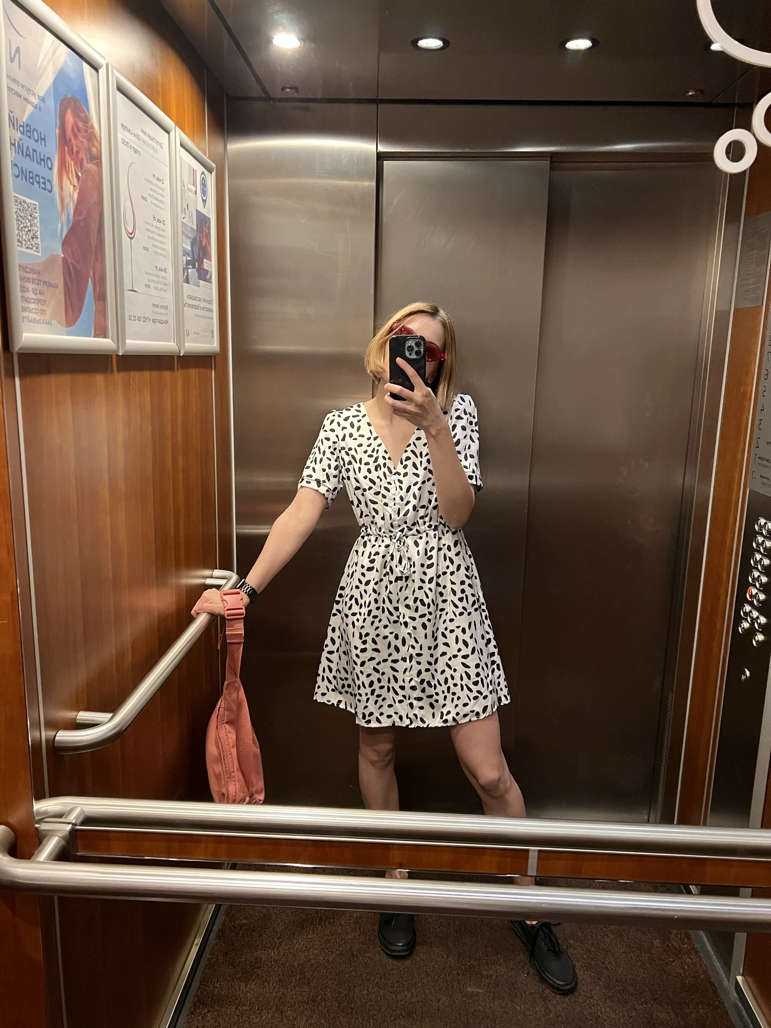 White Sand Mini Summer Dress for Women - V Neck Beach Style photo review